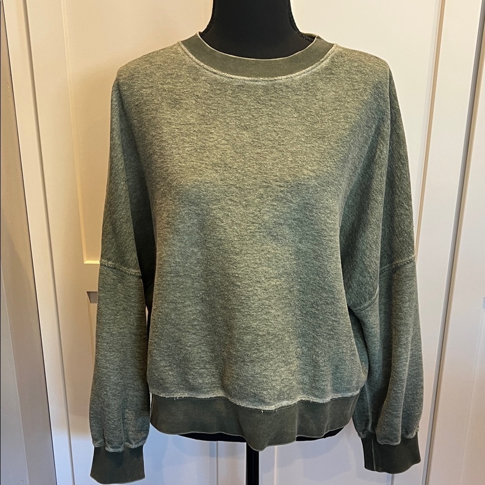 Something Navy Olive Crewneck Sweatshirt Size S